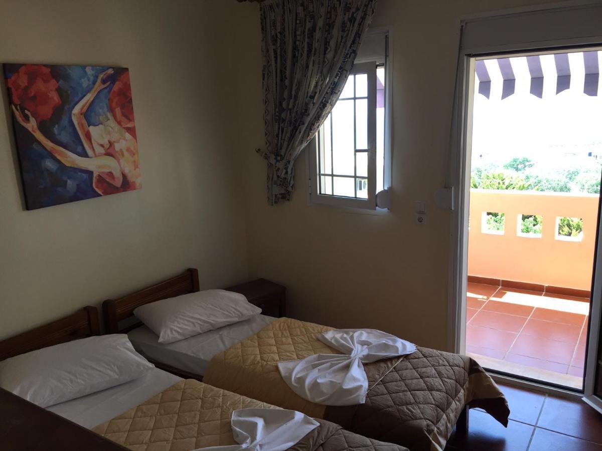Toulipa Rooms Agia Ermioni Exterior foto