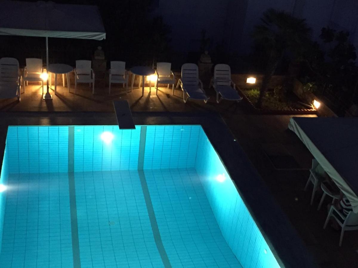 Toulipa Rooms Agia Ermioni Exterior foto