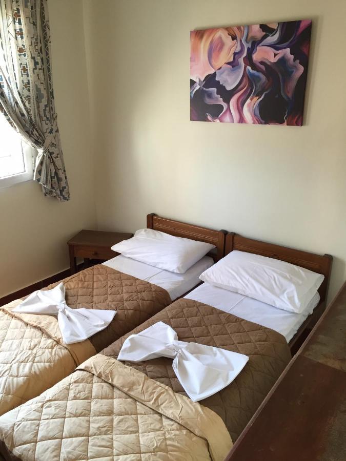 Toulipa Rooms Agia Ermioni Exterior foto