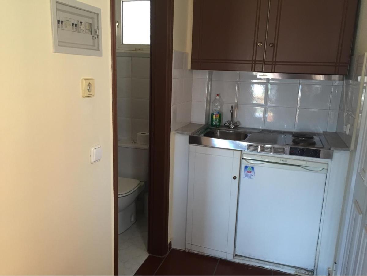 Toulipa Rooms Agia Ermioni Exterior foto