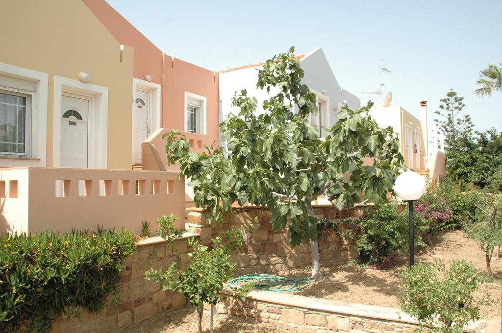 Toulipa Rooms Agia Ermioni Exterior foto